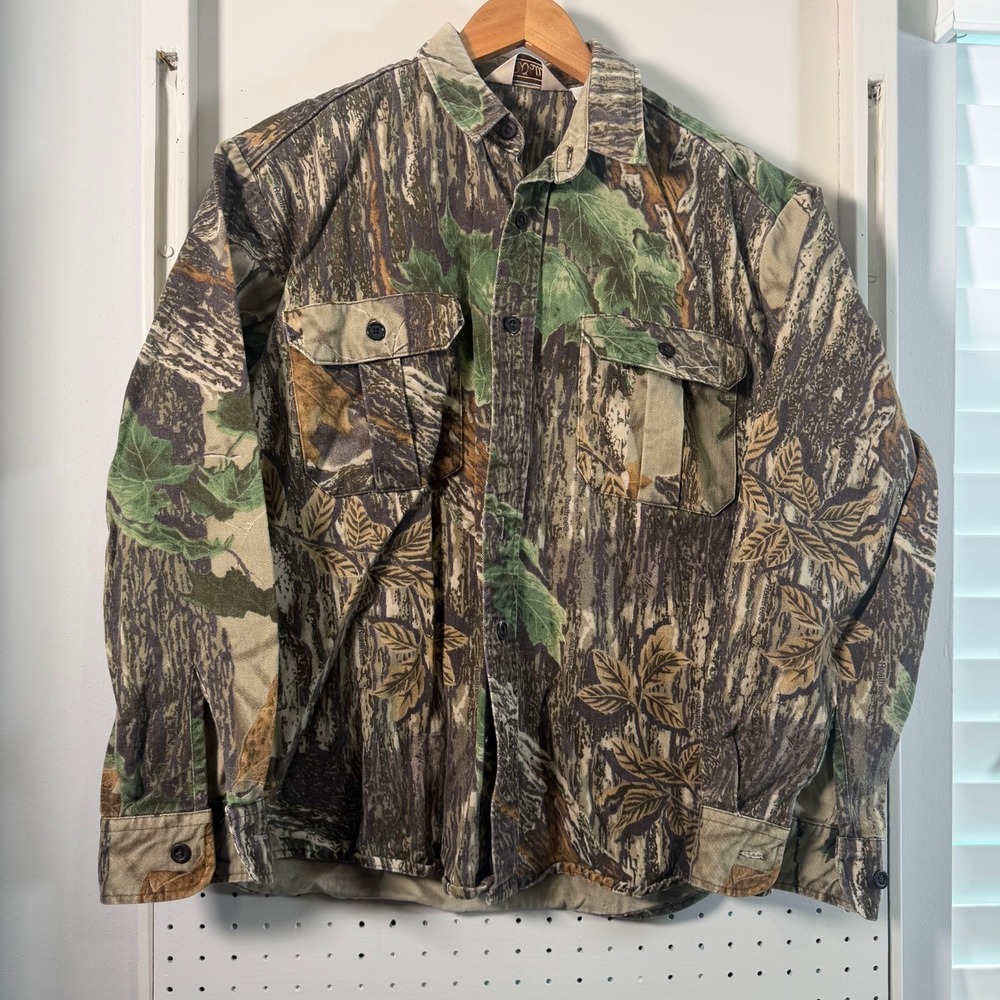 Vintage Walls Button Up Shirt Men's Realtree Camo Outdoor Hunting - Medium